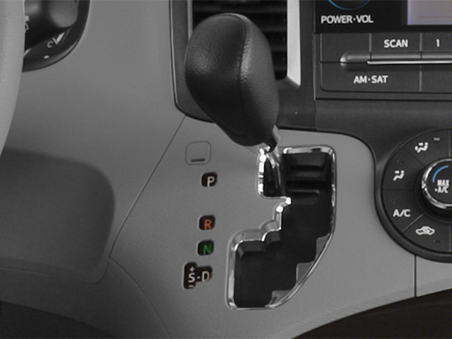 2014 Toyota Sienna Limited 7 Passenger