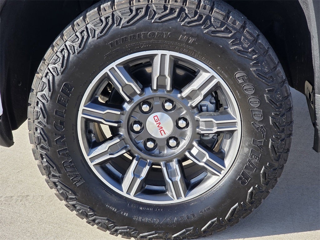 2025 GMC Sierra 1500 AT4