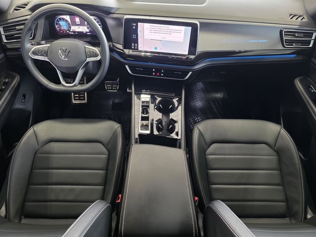 2025 Volkswagen Atlas Cross Sport 2.0T SEL R-Line Black