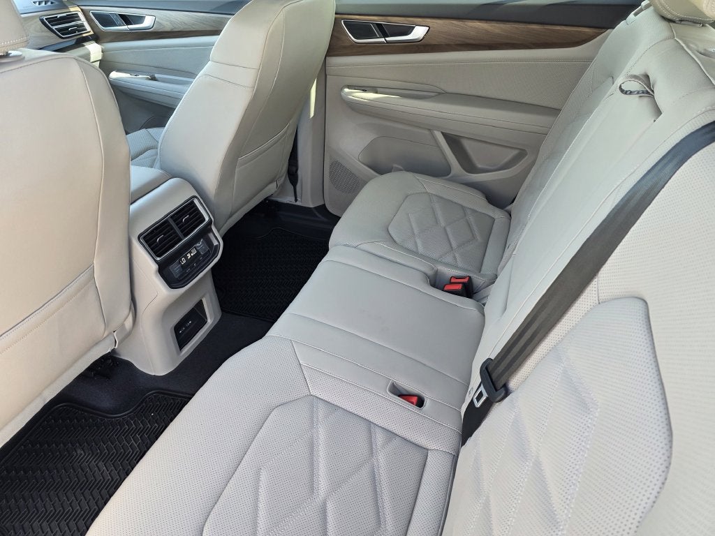 2026 Volkswagen Atlas SE