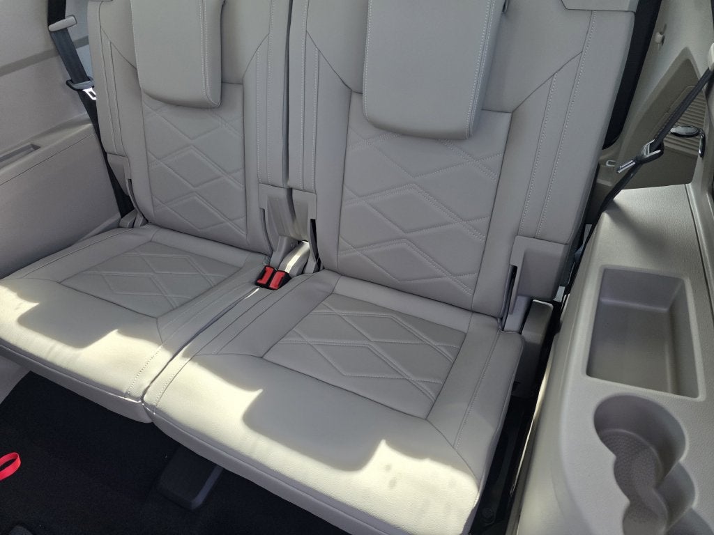 2026 Volkswagen Atlas SE