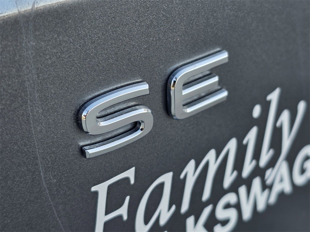 2024 Volkswagen Atlas 2.0T SE