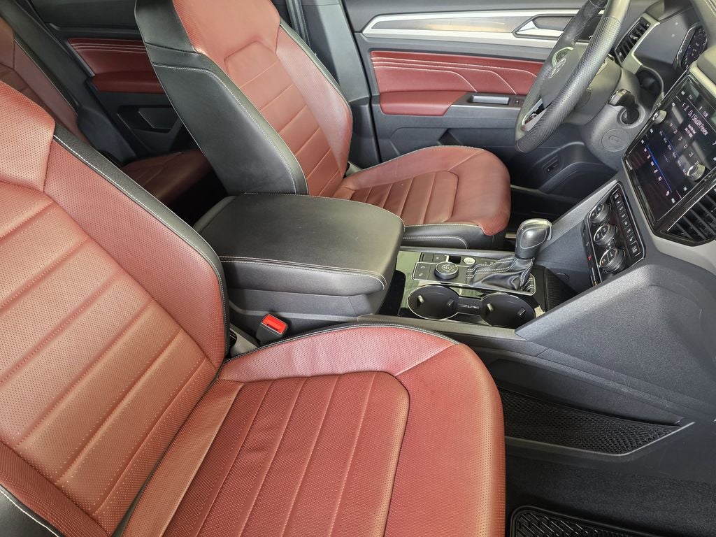 2023 Volkswagen Atlas Cross Sport 3.6L V6 SEL Premium R-Line