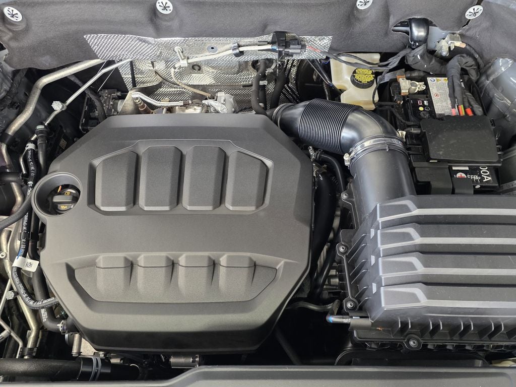 2025 Volkswagen Atlas Cross Sport 2.0T SEL Premium R-Line