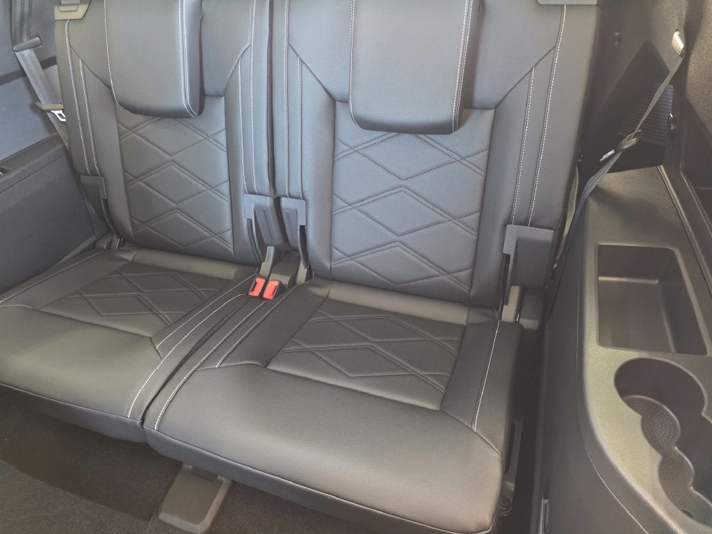 2026 Volkswagen Atlas SE w/Technology