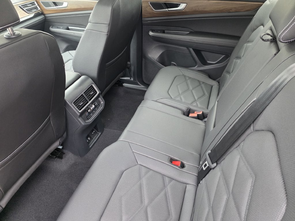 2026 Volkswagen Atlas SE w/Technology