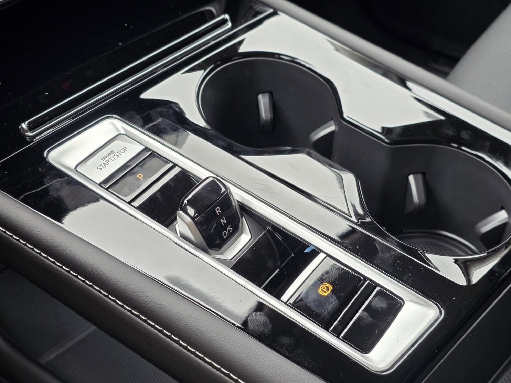 2026 Volkswagen Atlas SE w/Technology