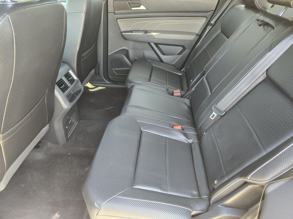 2023 Volkswagen Atlas Cross Sport 2.0T SE w/Technology