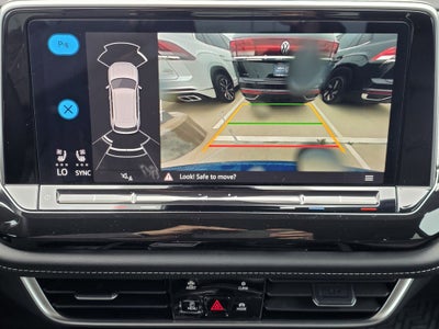 2025 Volkswagen Atlas Cross Sport 2.0T SE w/Technology