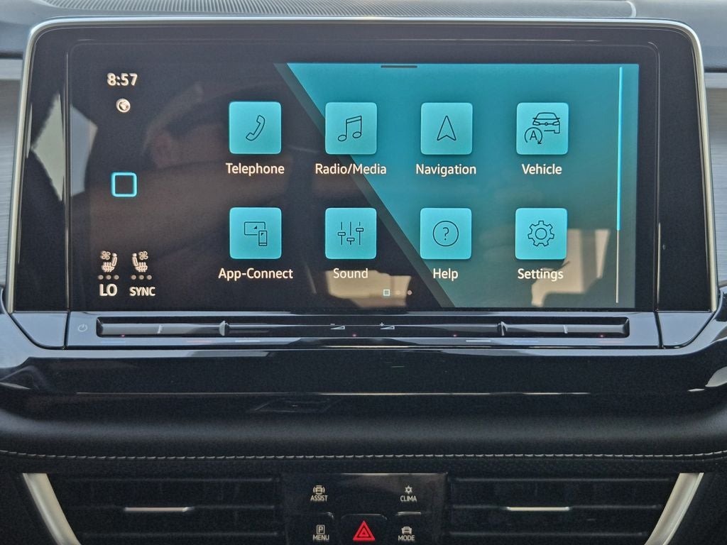 2024 Volkswagen Atlas Cross Sport 2.0T SE w/Technology