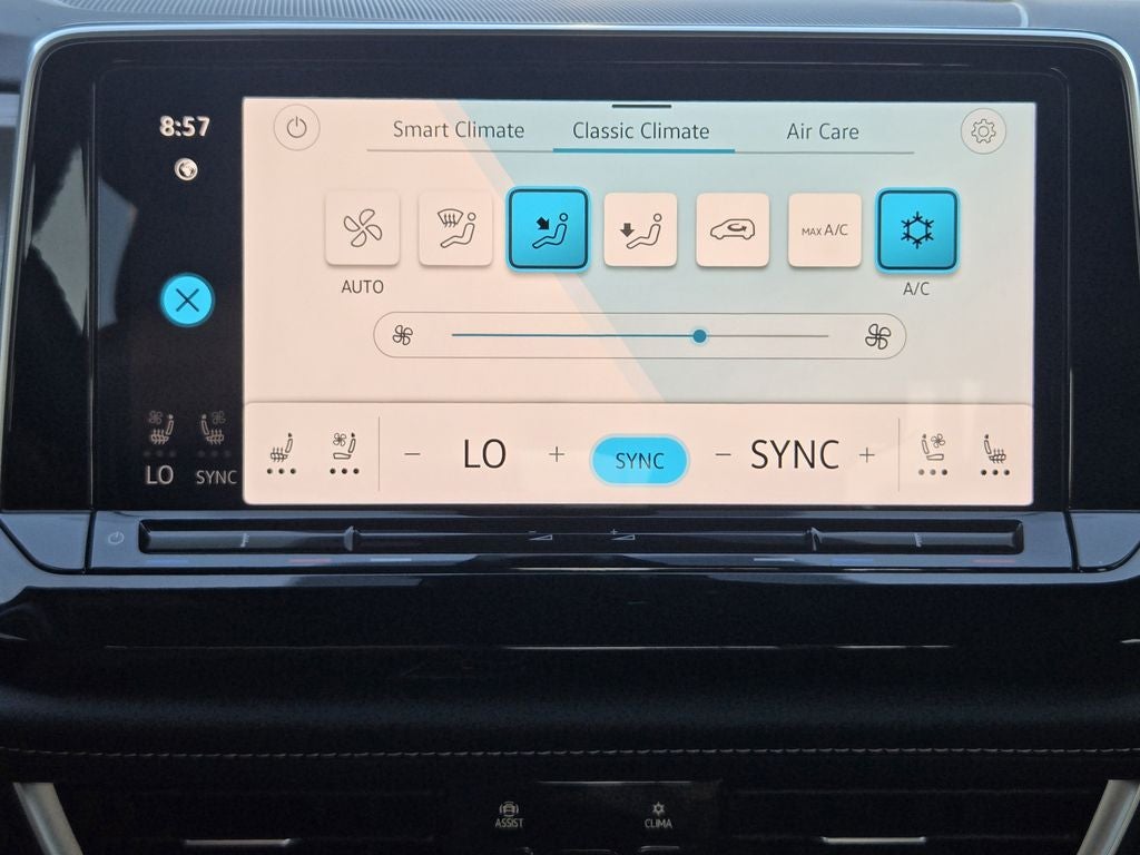 2024 Volkswagen Atlas Cross Sport 2.0T SE w/Technology