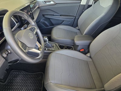 2025 Volkswagen Taos 1.5T SE Black