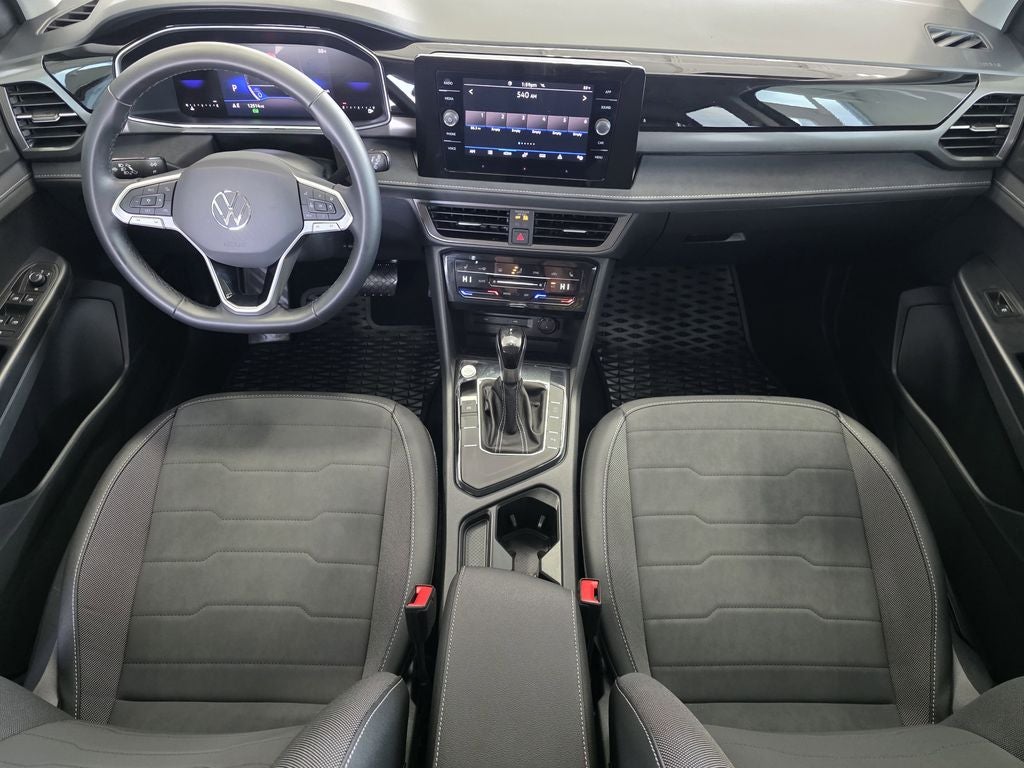 2025 Volkswagen Taos 1.5T SE Black