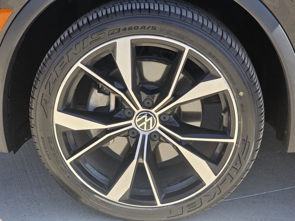 2024 Volkswagen Tiguan 2.0T SEL R-Line