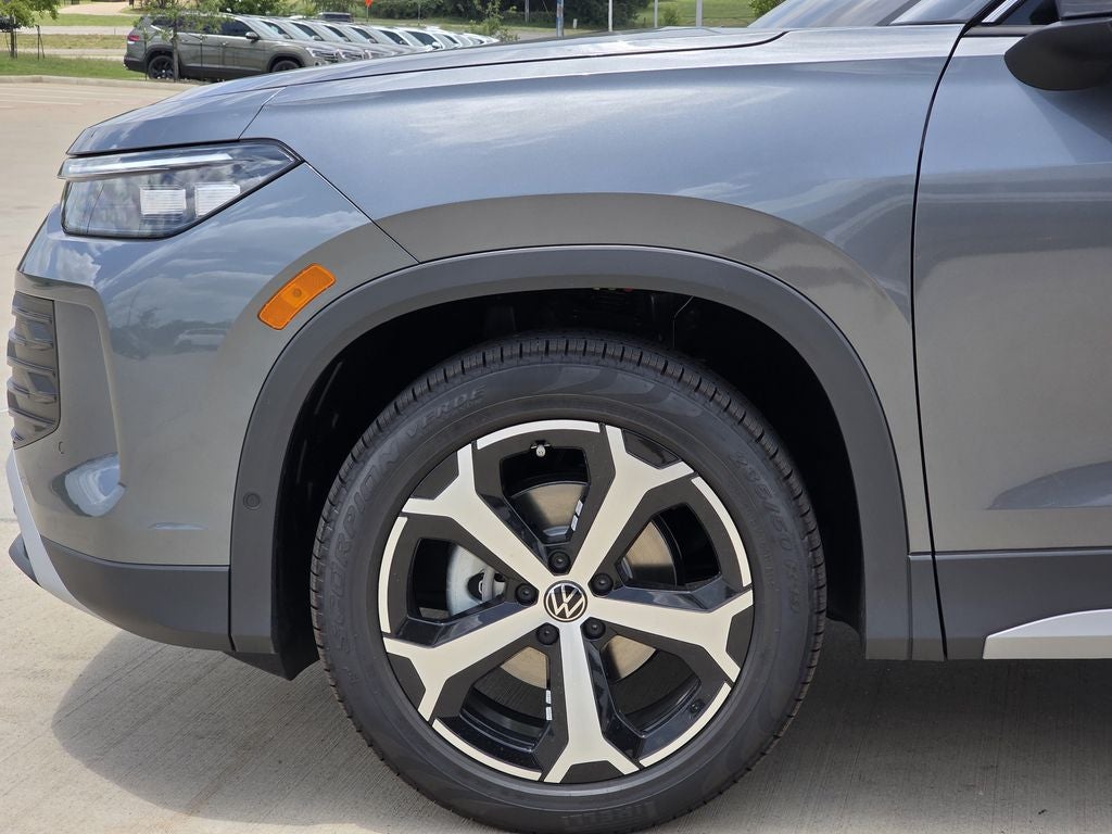 2025 Volkswagen Tiguan 2.0T SE