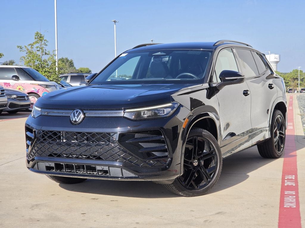 2025 Volkswagen Tiguan 2.0T SE R-Line Black
