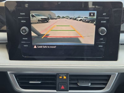 2025 Volkswagen Taos 1.5T SE