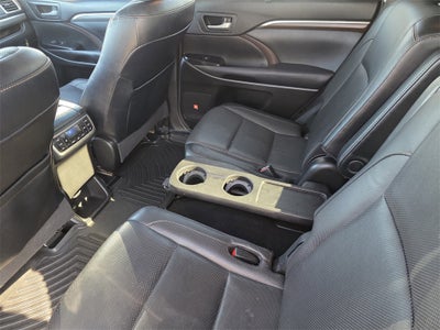 2017 Toyota Highlander Limited