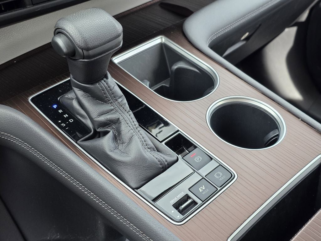 2021 Toyota Sienna LE 8 Passenger