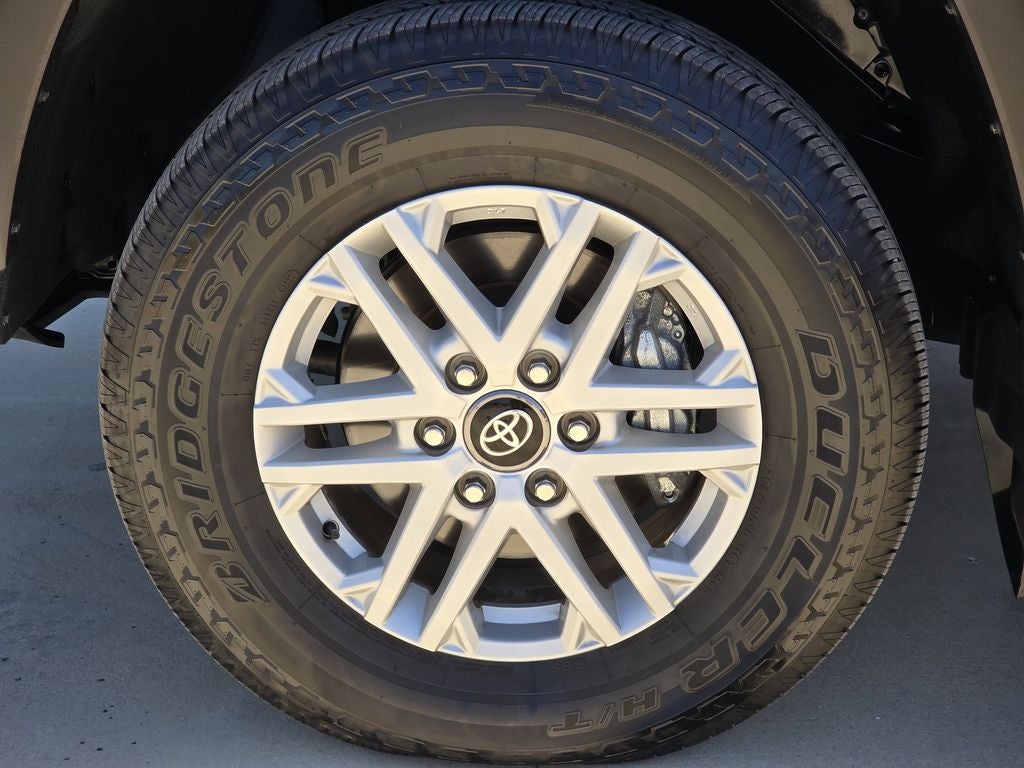 2025 Toyota Tundra SR5