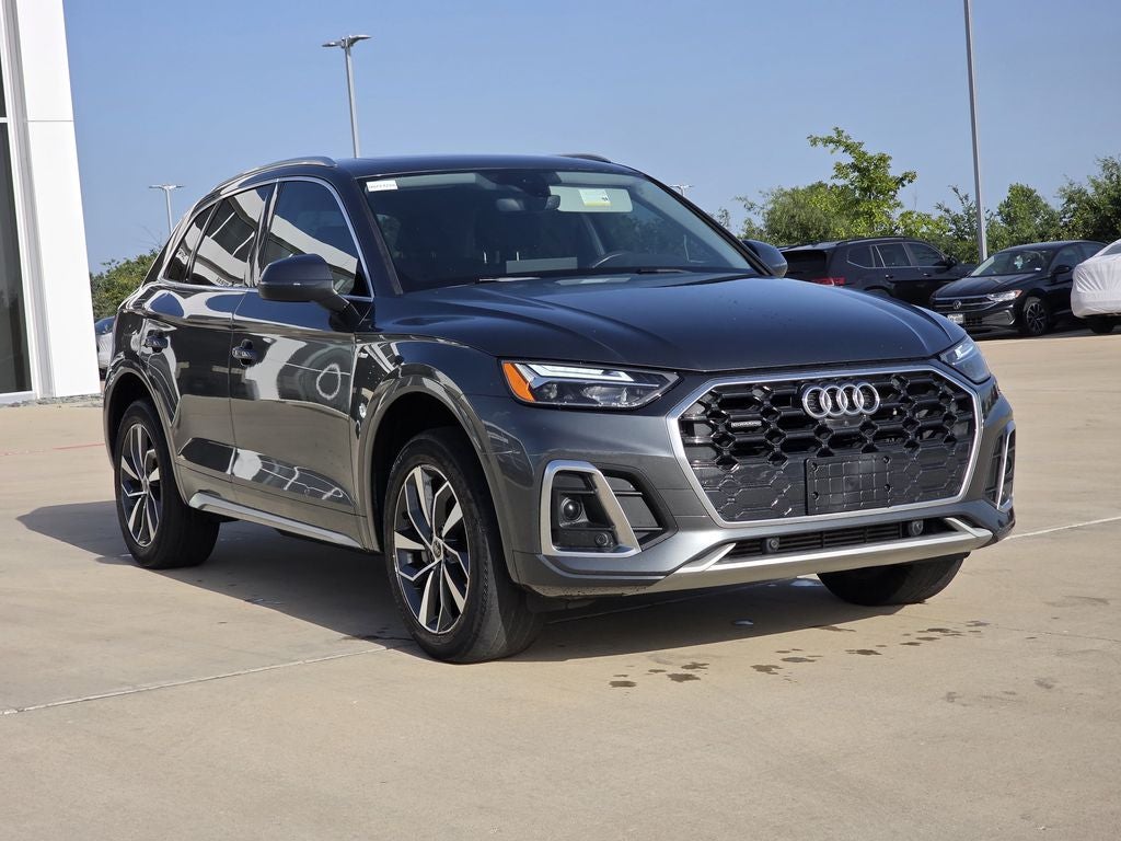 2023 Audi Q5 45 S line Premium quattro