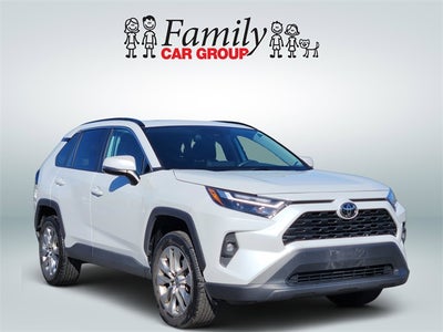 2025 Toyota RAV4 XLE Premium