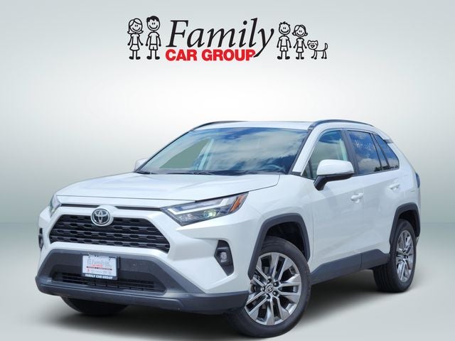 2025 Toyota Rav4 XLE Premium