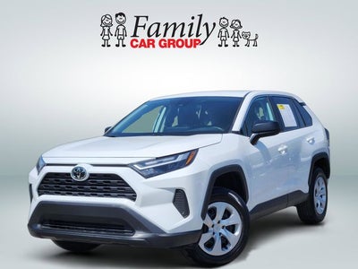 2025 Toyota RAV4 LE