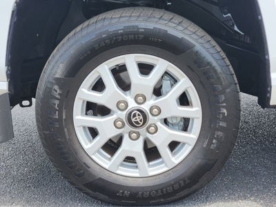 2025 Toyota Tacoma SR5