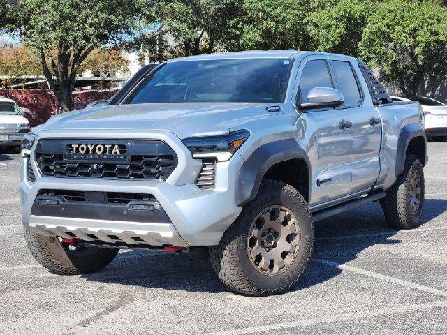 2025 Toyota Tacoma Hybrid Trailhunter