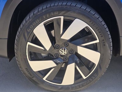 2024 Volkswagen Taos 1.5T SEL