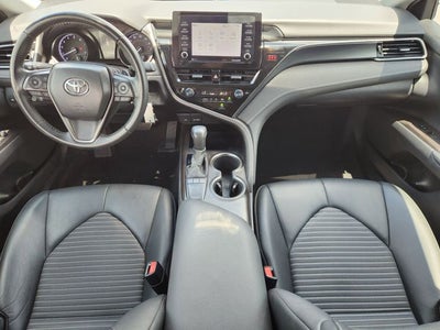 2022 Toyota Camry SE