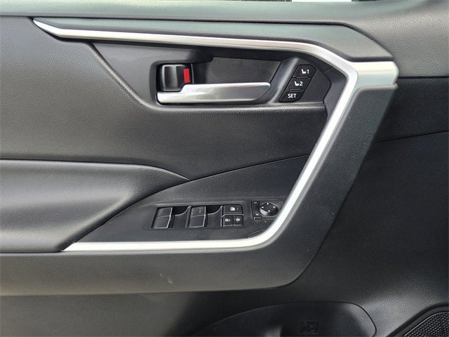 2021 Toyota RAV4 Hybrid XLE Premium