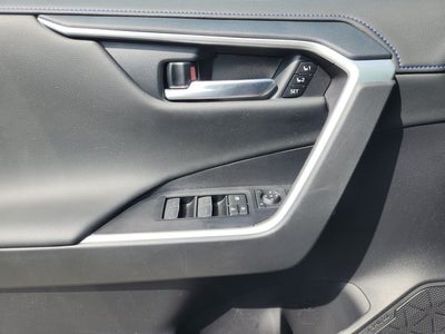 2025 Toyota RAV4 Hybrid XSE