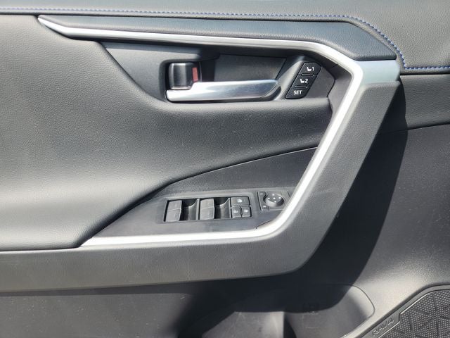 2025 Toyota RAV4 Hybrid XSE