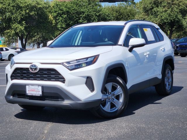 2025 Toyota RAV4 Hybrid XLE