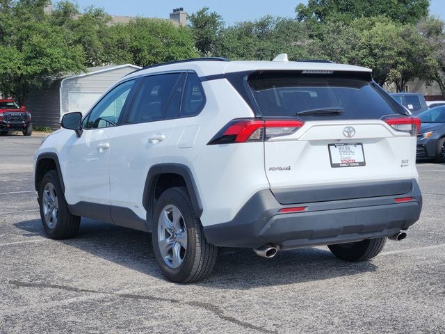 2025 Toyota RAV4 Hybrid XLE