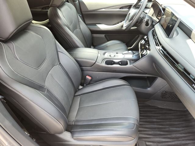 2022 INFINITI QX60 LUXE