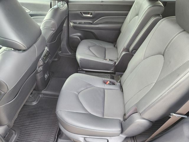 2026 Toyota Grand Highlander Hybrid Nightshade Edition
