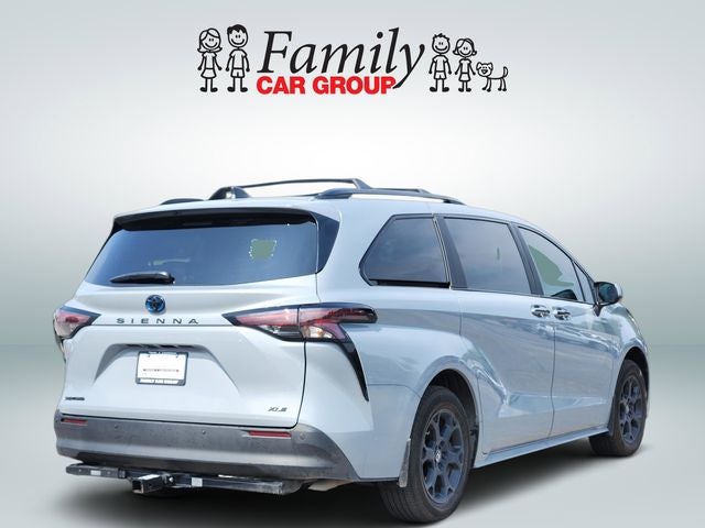 2025 Toyota Sienna Woodland Edition