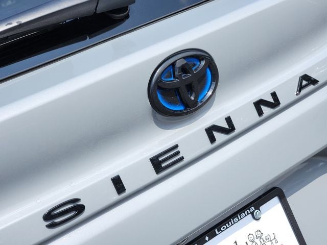 2025 Toyota Sienna Woodland Edition
