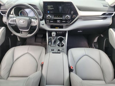 2023 Toyota Highlander Hybrid XLE