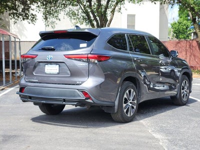 2023 Toyota Highlander Hybrid XLE