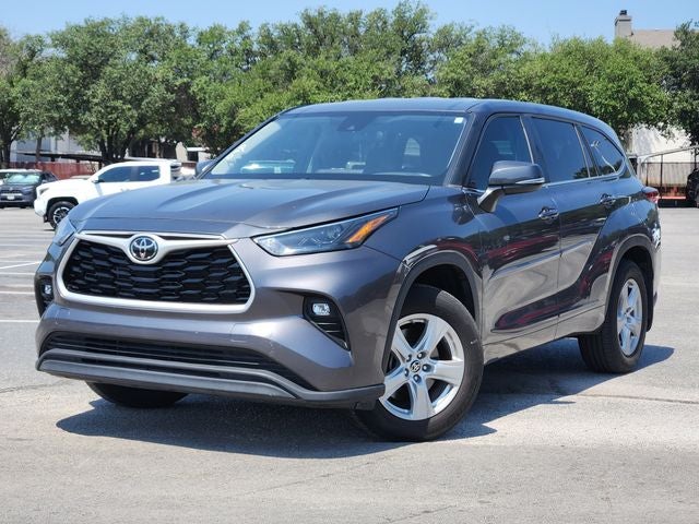 2023 Toyota Highlander LE