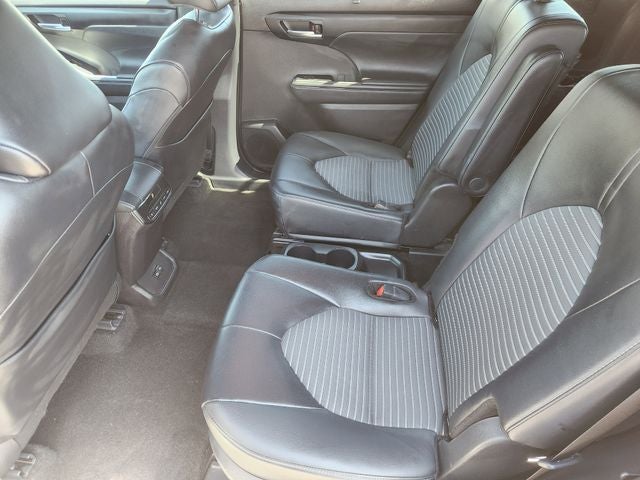2025 Toyota Highlander XSE