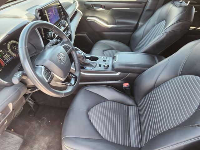 2025 Toyota Highlander XSE
