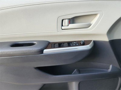 2022 Toyota Sienna LE 8 Passenger