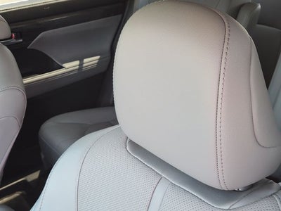 2023 Toyota Highlander Hybrid Limited