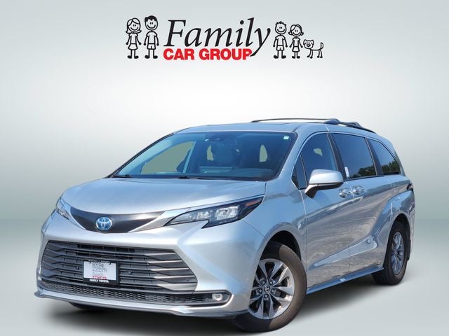 2025 Toyota Sienna XLE