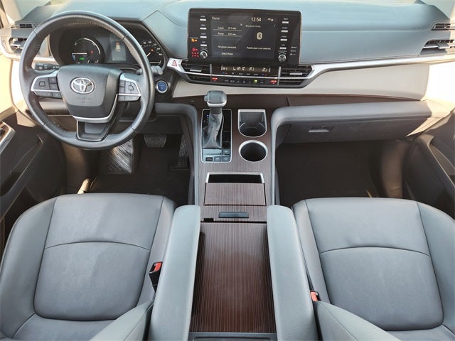 2024 Toyota Sienna XLE 8 Passenger